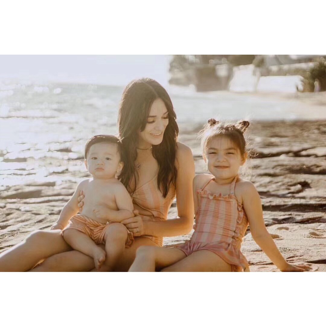 Детский купальник Ins Explosion Models, сиамский полосатый купальник принцессы с ветром и кружевом для девочек