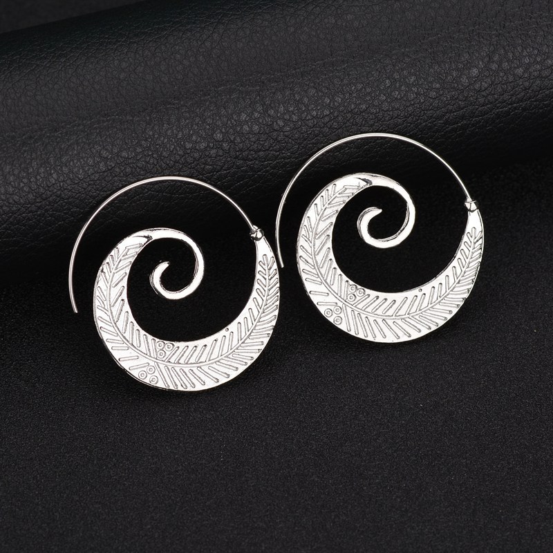 Oval spiral earrings exaggerated vortex gear-like leaves retro earrings