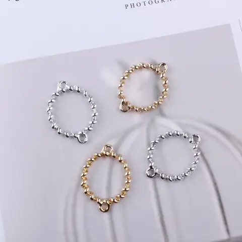 Double Hanging Twist Shape Oval Pendant