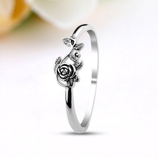 Vintage Thai Silver Rose Ring