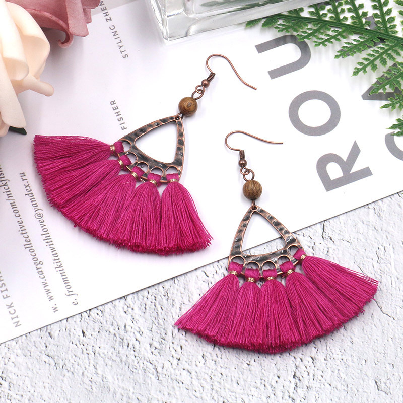 Fan-shaped tassel earrings