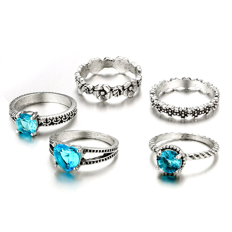 Velvet Ring 5 Pc Set