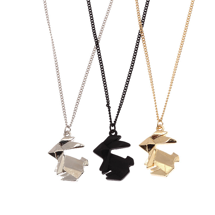 Three-dimensional origami necklace