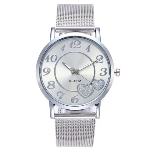 Heart-shaped Gold Alloy Mesh Belt Watch Ladies