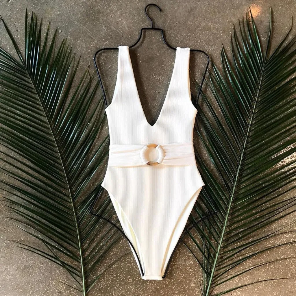 Belt ring one-piece swimsuit - White