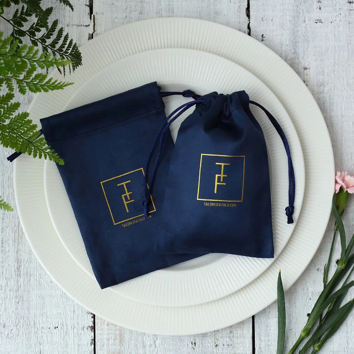 Flannel Jewelry Packaging Drawstring Pocket Mobile Power