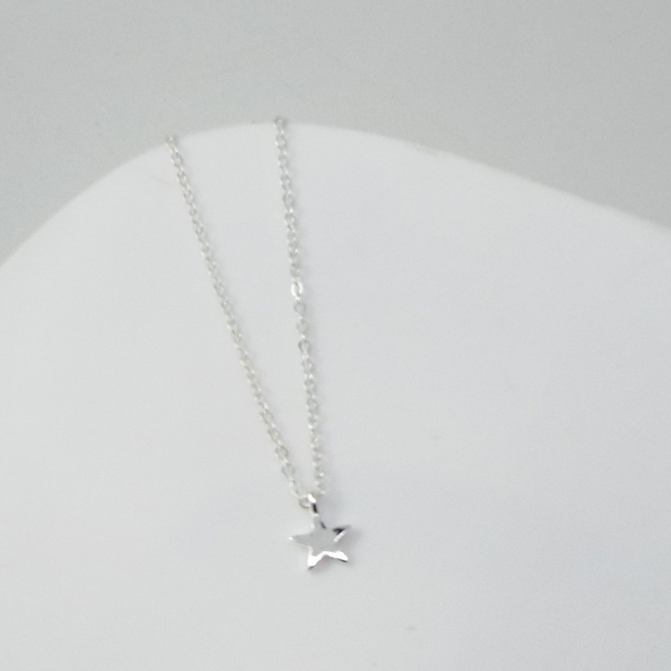 Fashion thickened star pendant