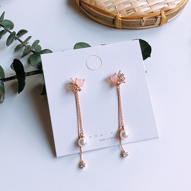 Fringed heart-shaped earrings