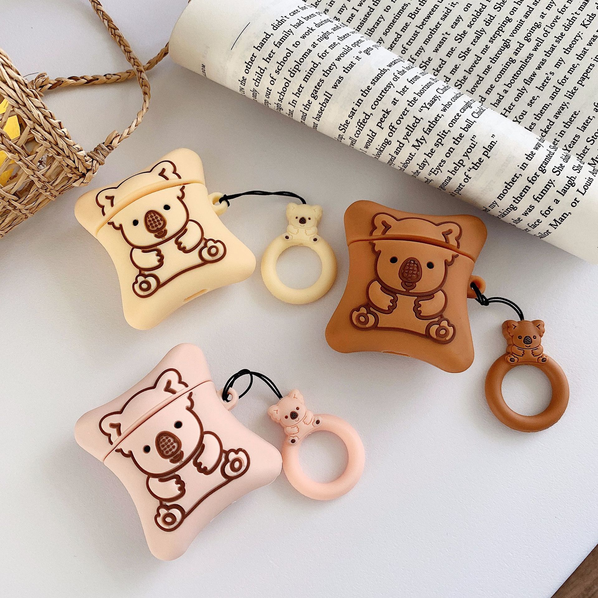 Bear biscuit storage case - Image 3