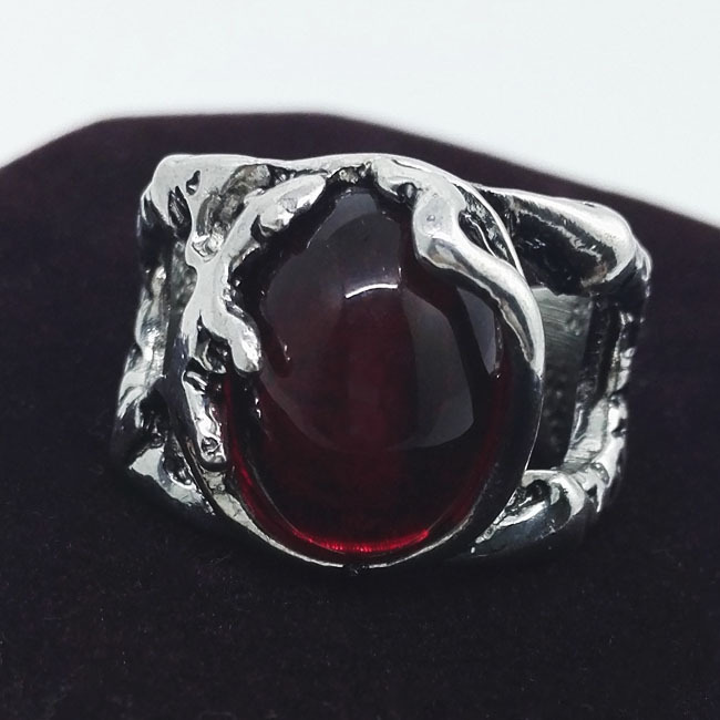 Inlaid ruby ring