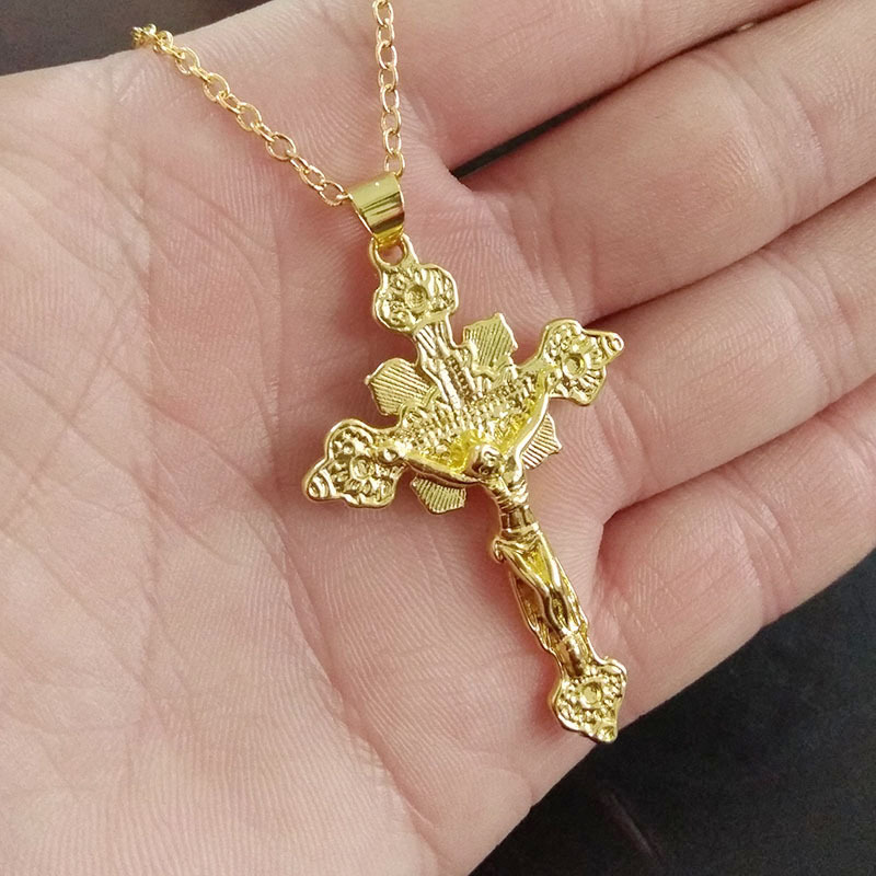 Crucifix pendant necklace