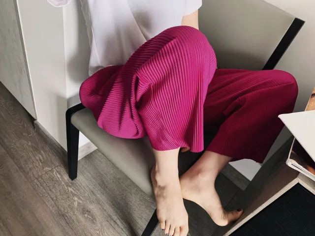 Elastic pleated pants Plum Color - Shop at LoveMi