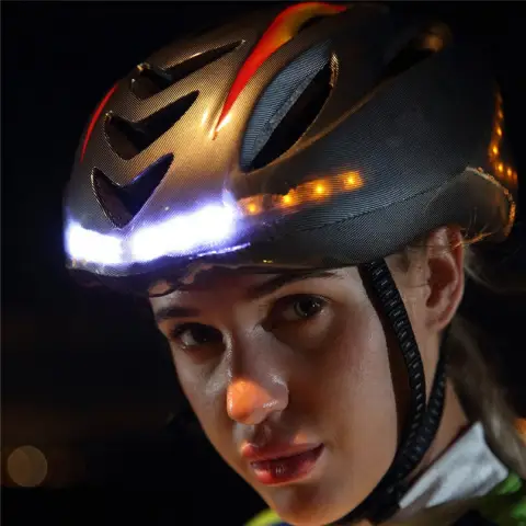 Intelligent Steering Helmet Led Bicycle Equipment