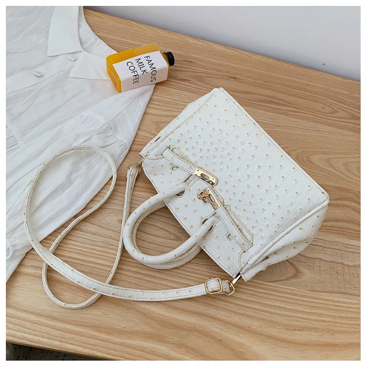 Ostrich pattern handbag - White