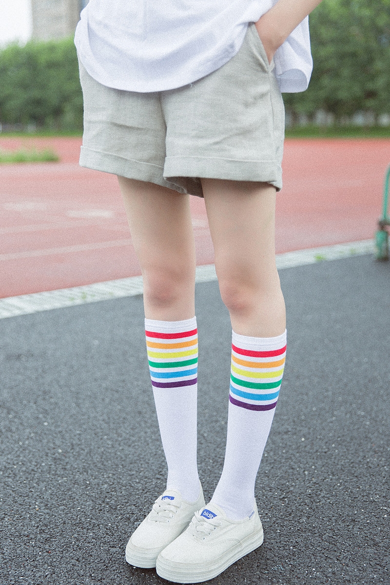 Title 4, Calf socks stripe movement and knee high hose