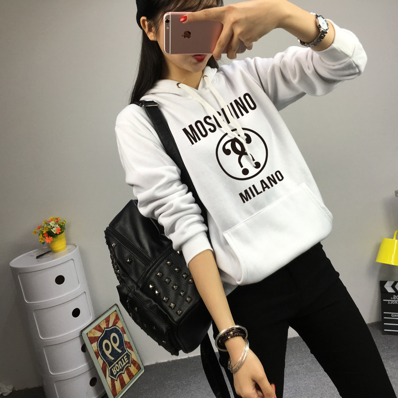 Letter printed hooded sweater