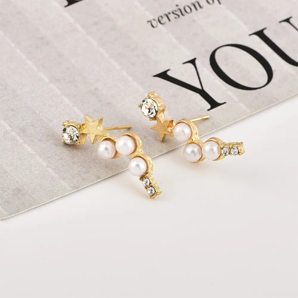 Pearl drill five-pointed star stud