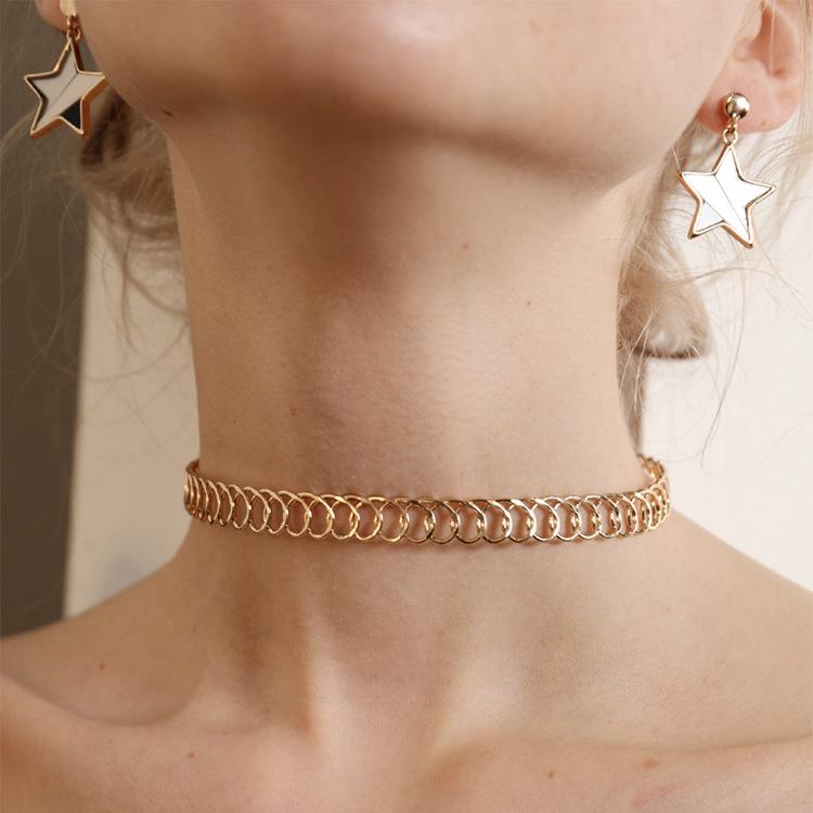 Hollow alloy spring collar