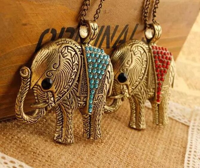 Elephant long sweater chain