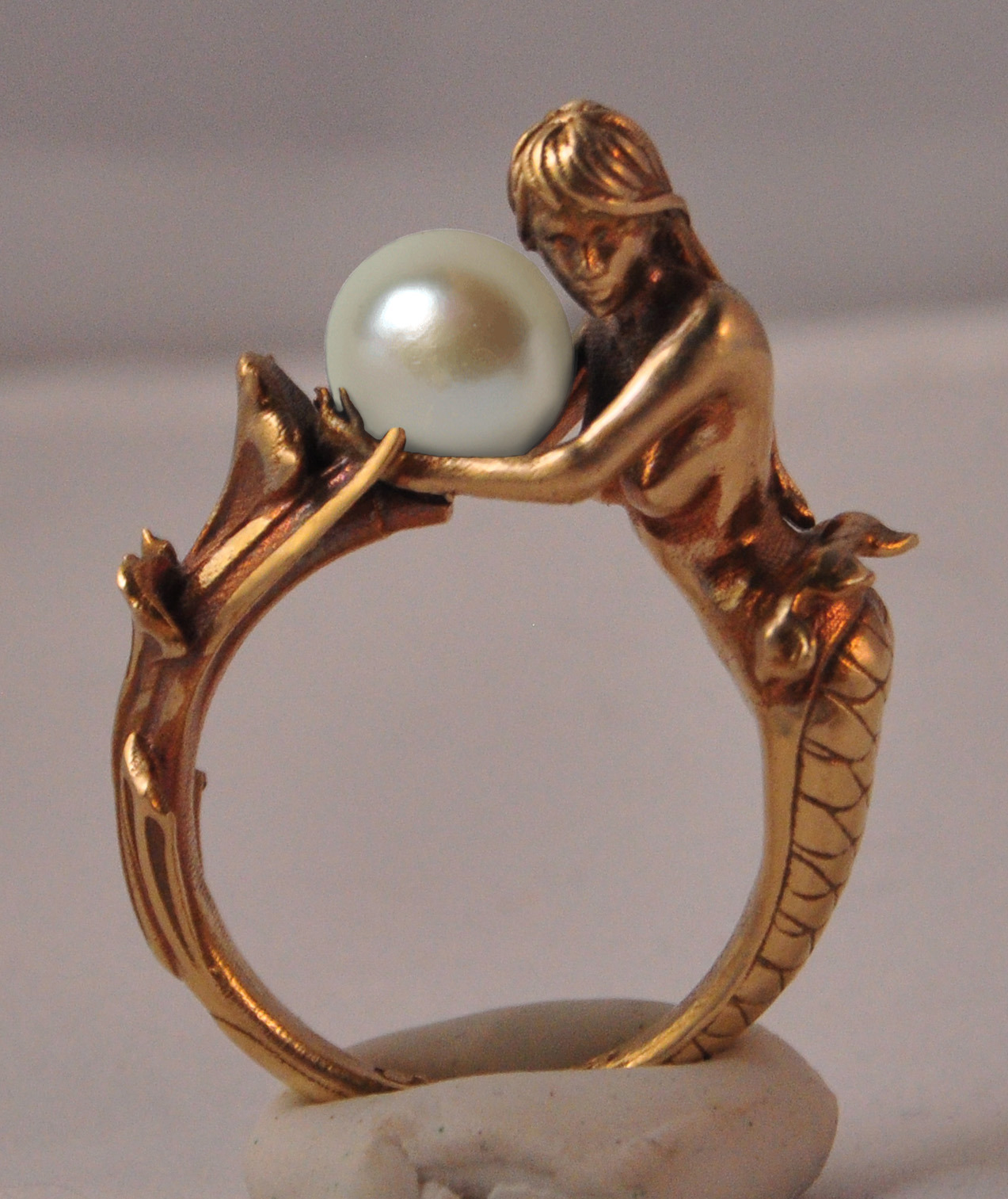 Mermaid White Pearl Ring