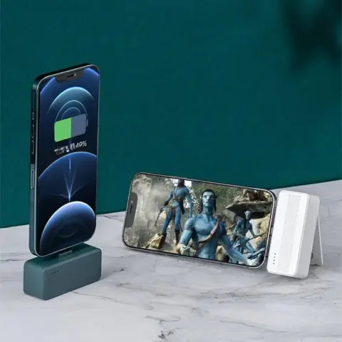 Mini Power Bank Comes with Tail Plug Function 3000