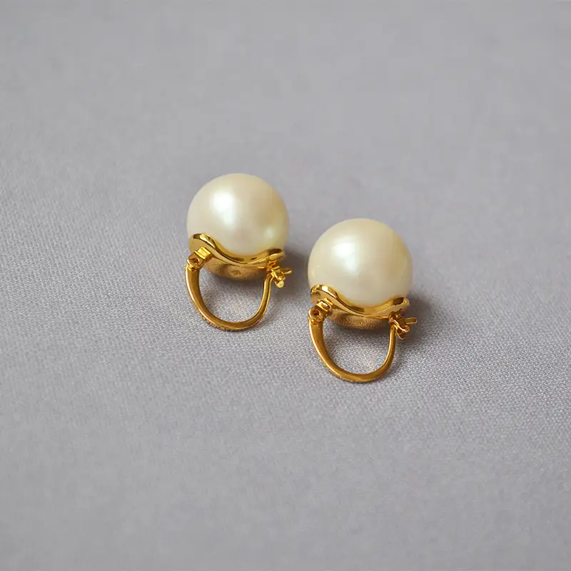 Wild Pearl Earrings