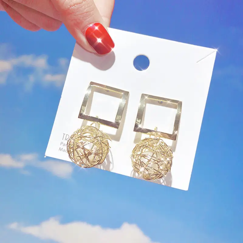 Woven pearl mesh earrings
