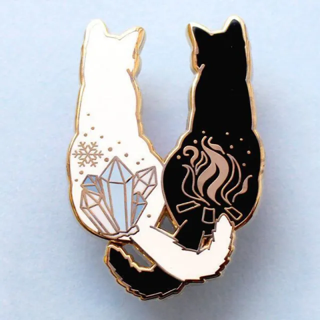Cartoon black and white couple cat brooch Black - Shop at LoveMi