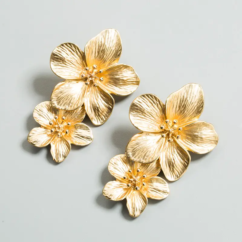 Flower earrings, golden petals, earrings