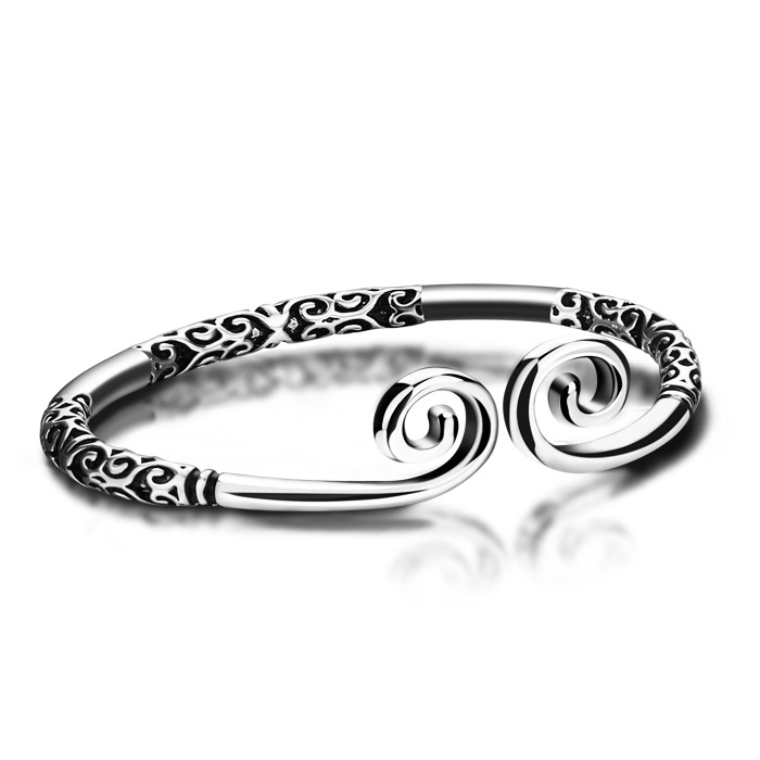 Xiangyun tight hoop plated bracelet