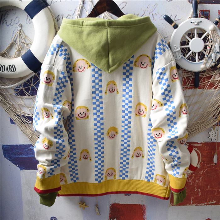 V-neck sweater sweater