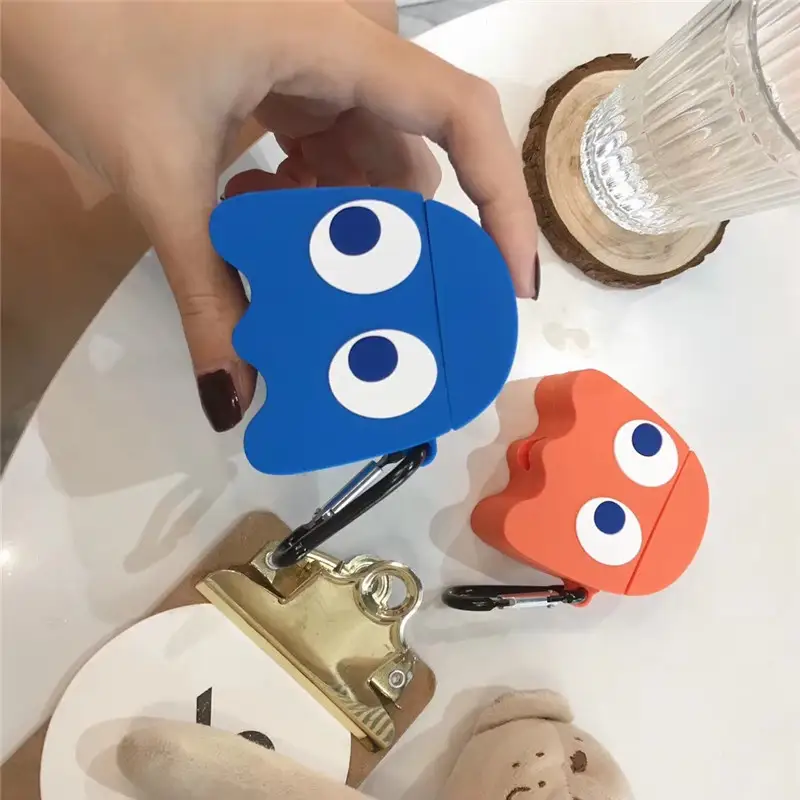 Cartoon pacman earphone set