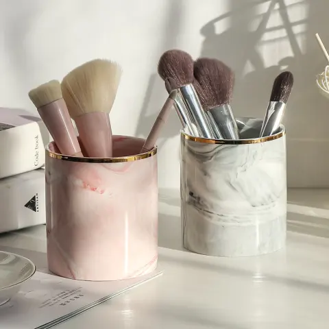 Marble Comb Storage Tube