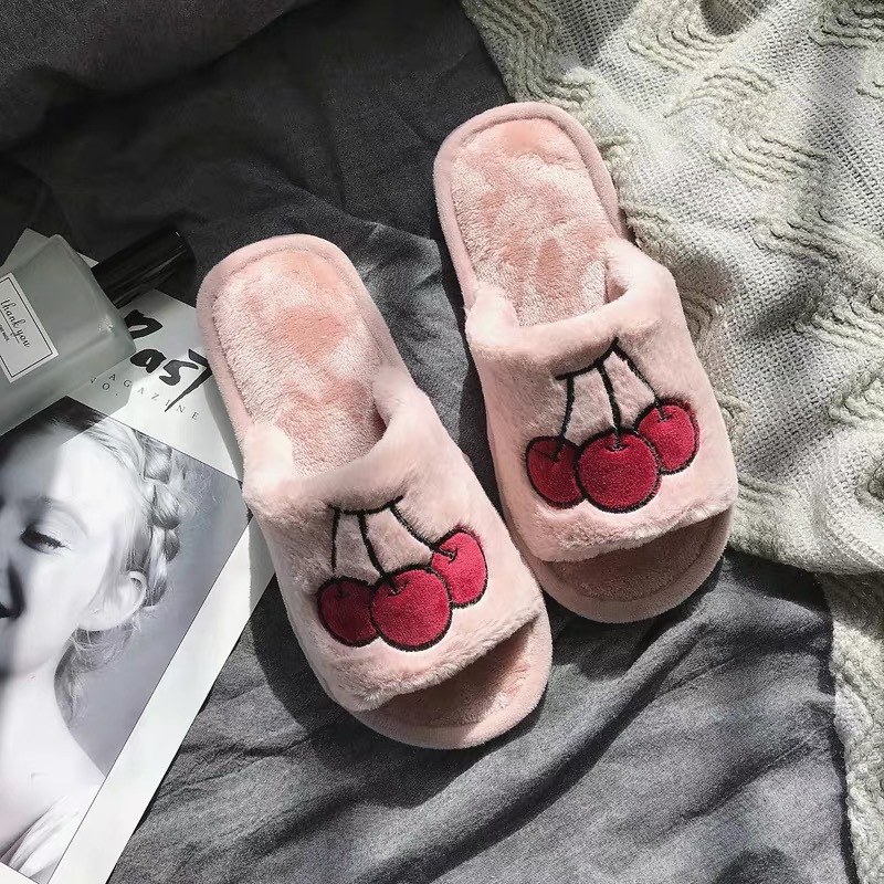 Fruit fur slippers Lotus Root S - Shop at LoveMi