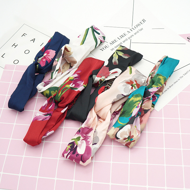 Эластичная шелковая повязка для волос с цветком