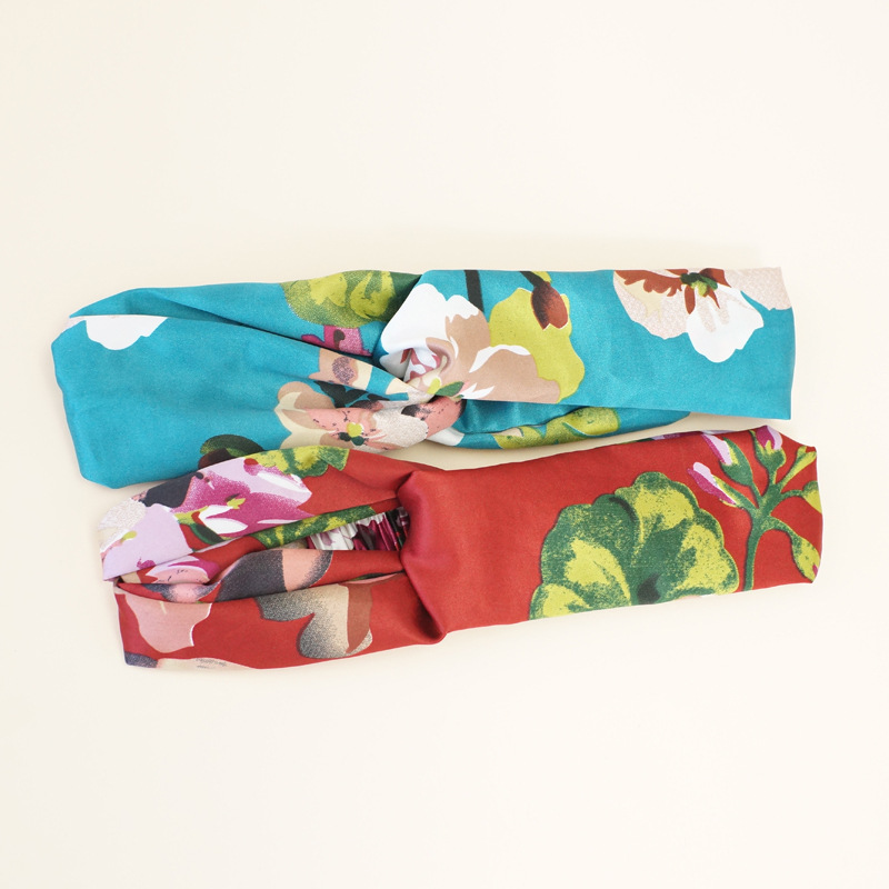 Эластичная шелковая повязка для волос с цветком