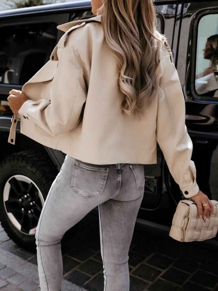 Small Coat Shorts Show High Top Women's Beige - Shop at LoveMi