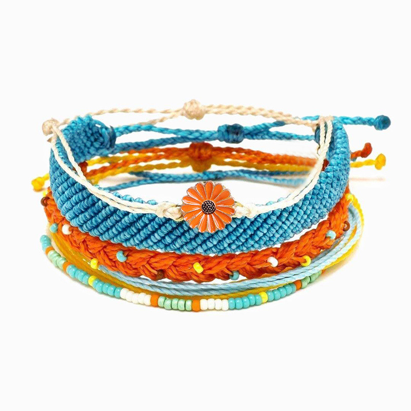 Hand-woven bracelet daisy sunflower