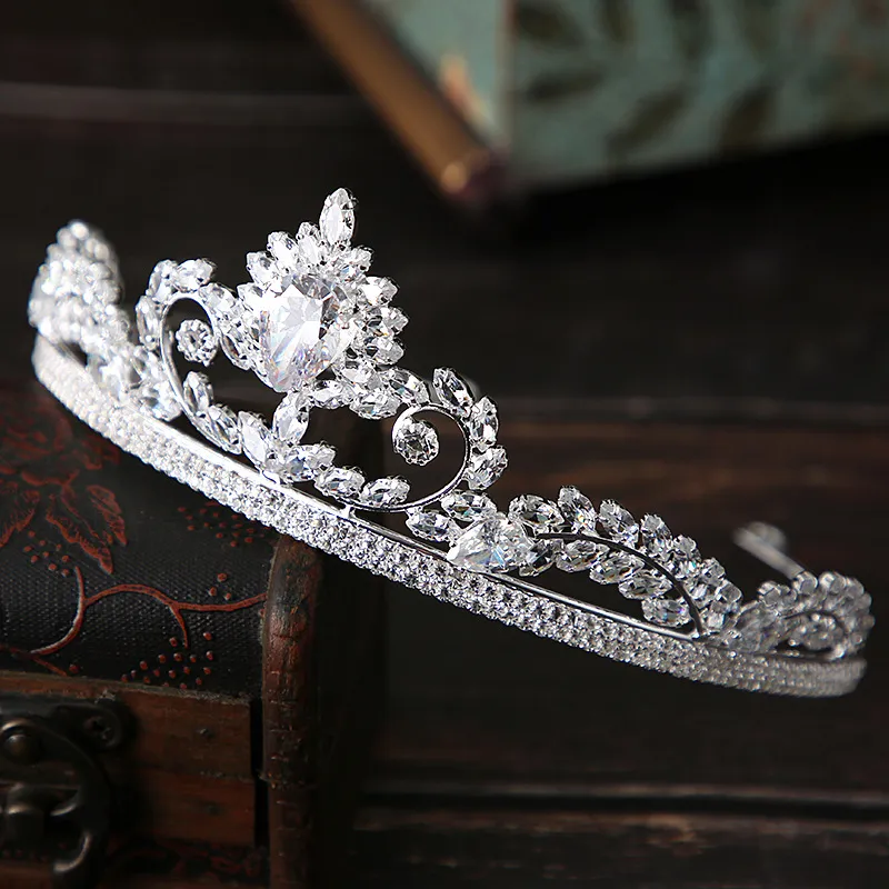 Silver zircon crown - Silver
