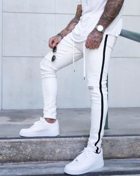 Men's Tattered Jeans