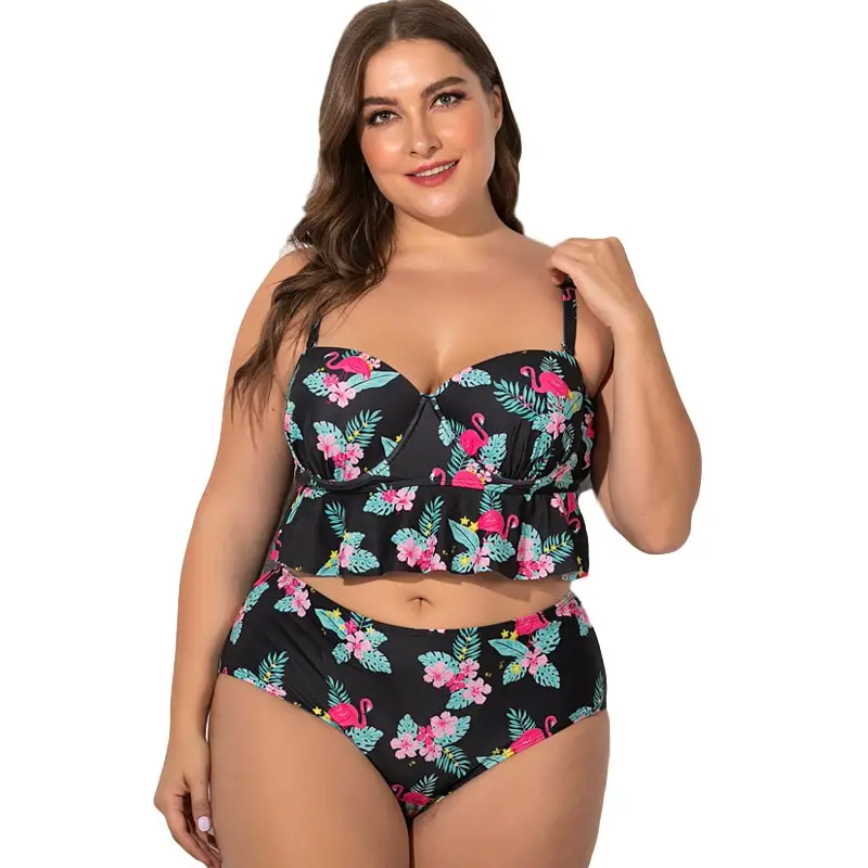 Fat Woman Gathers Split Boxer Bikini