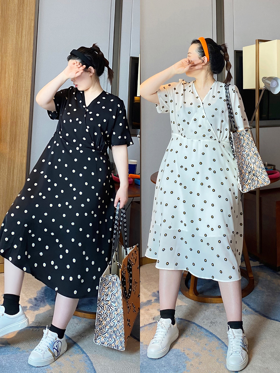 Plus size women's waist chiffon V-neck dress