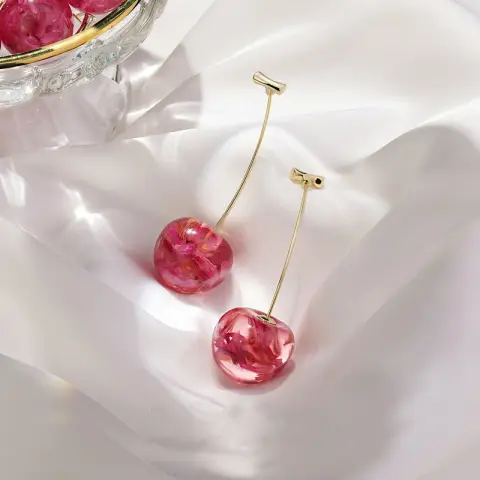 New Net Red Temperament French Dried Cherry Long Sweet
