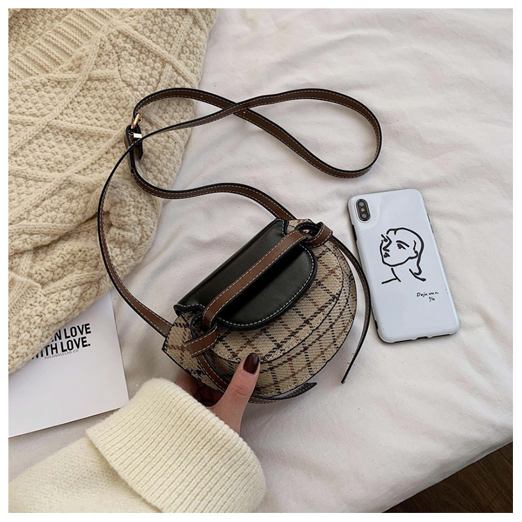 Women's Contrasting Saddle Shoulder Bag Slung