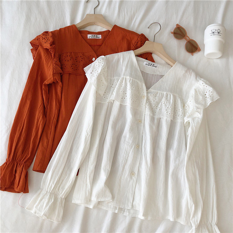 Retro hook flower hollow ruffled flared sleeve shirt