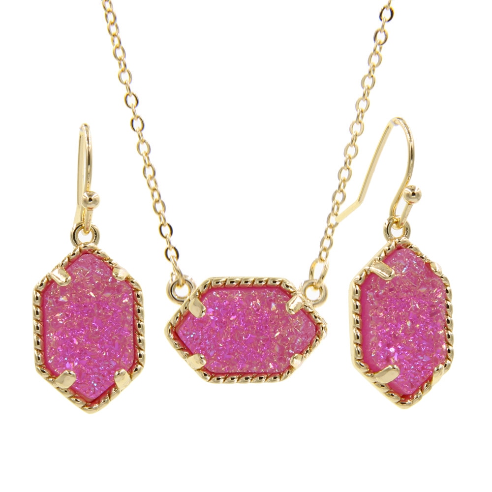Faux crystal cluster turquoise diamond pendant necklace