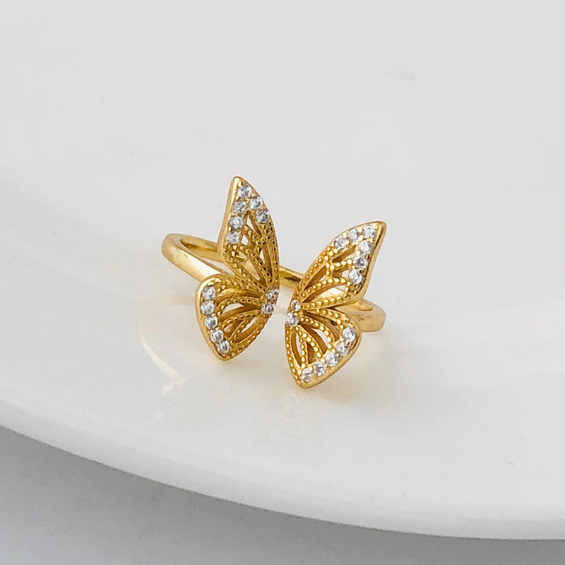 Butterfly ring
