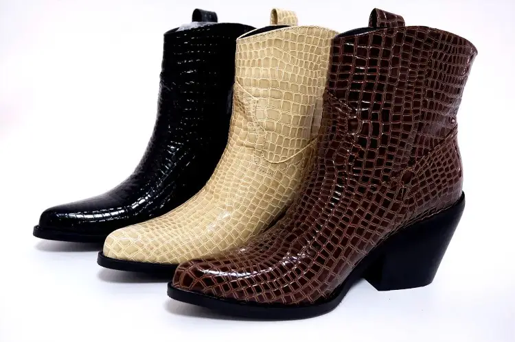 Women's Chunky Heel Short Martin Boots