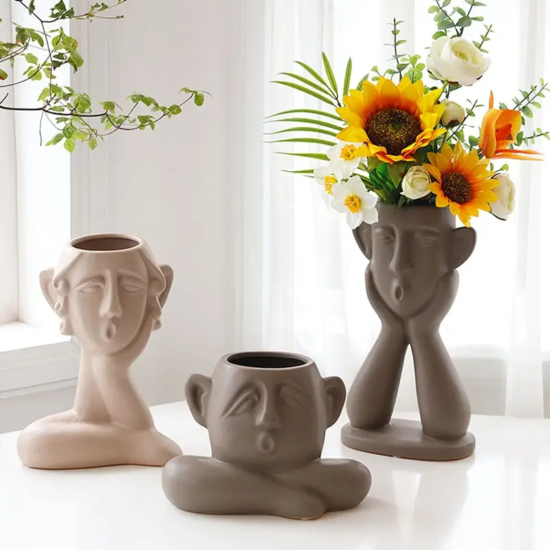 Ceramic Vase Decoration