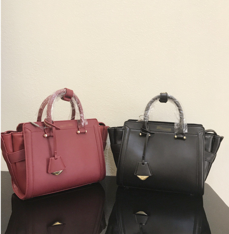 Commuter shoulder bag